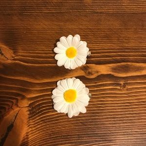 Daisy Flower Hair Clips